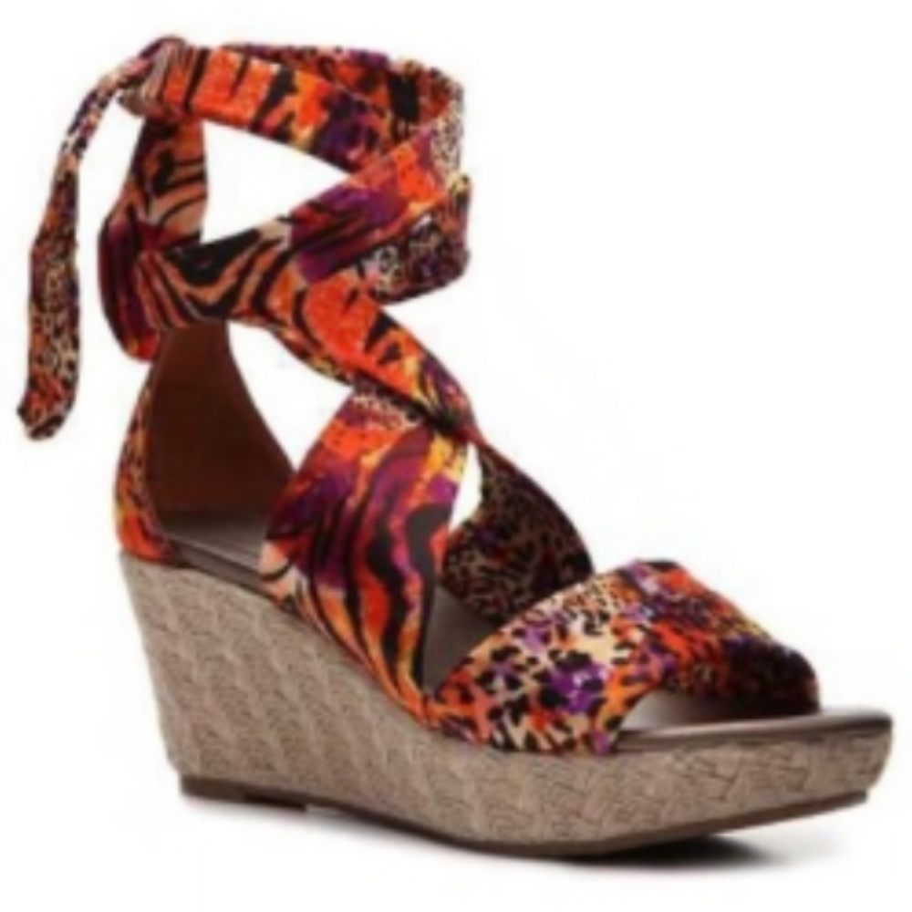Impo "Gleam" Espadrilles in Animal print Sz 8.5M!!